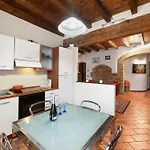 Casa Laura Lägenhet Salò
