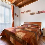Casa Laura * Salò