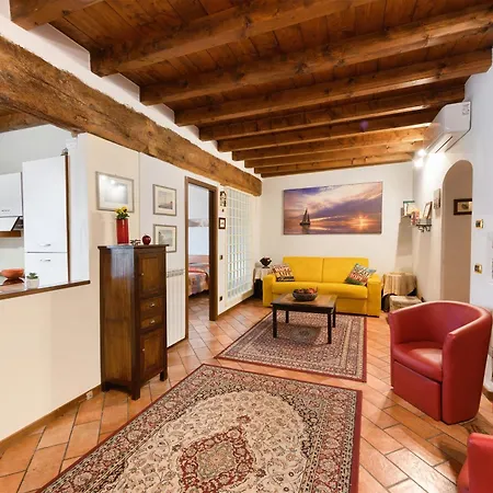 Casa Laura * Salò