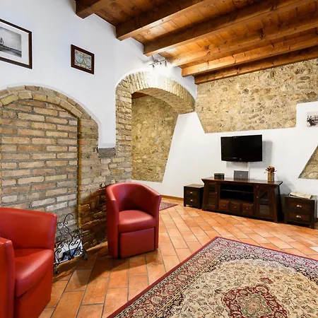 Casa Laura דירה *